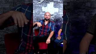 Chapo, el cantante que te sorprenderá con su acordeón secreto #shorts