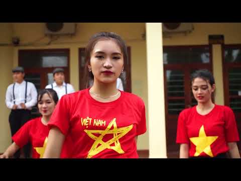 Phiên bản áo cờ đỏ sao vàng | Ca khúc Tôi yêu - Top 12 Duyên dáng nữ sinh | 2017.10.(02) | Foci