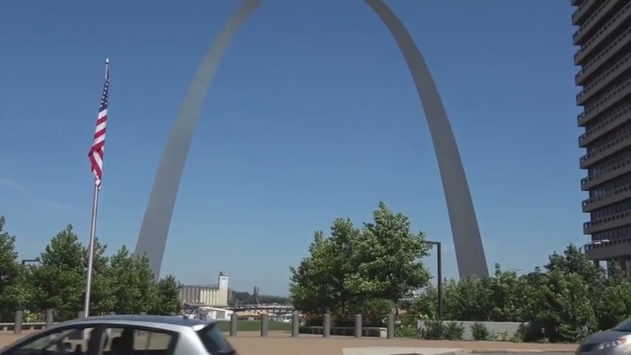 ️ Saint Louis Downtown and the Arch Video Tour - YouTube
