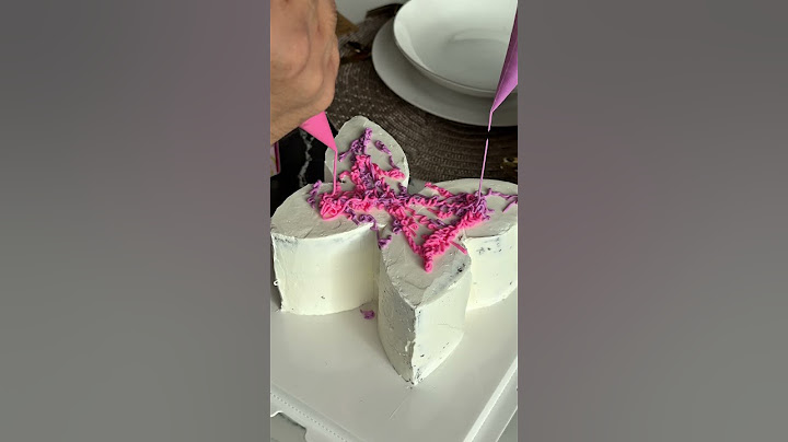Super easy butterfly cake to make! 🦋✨