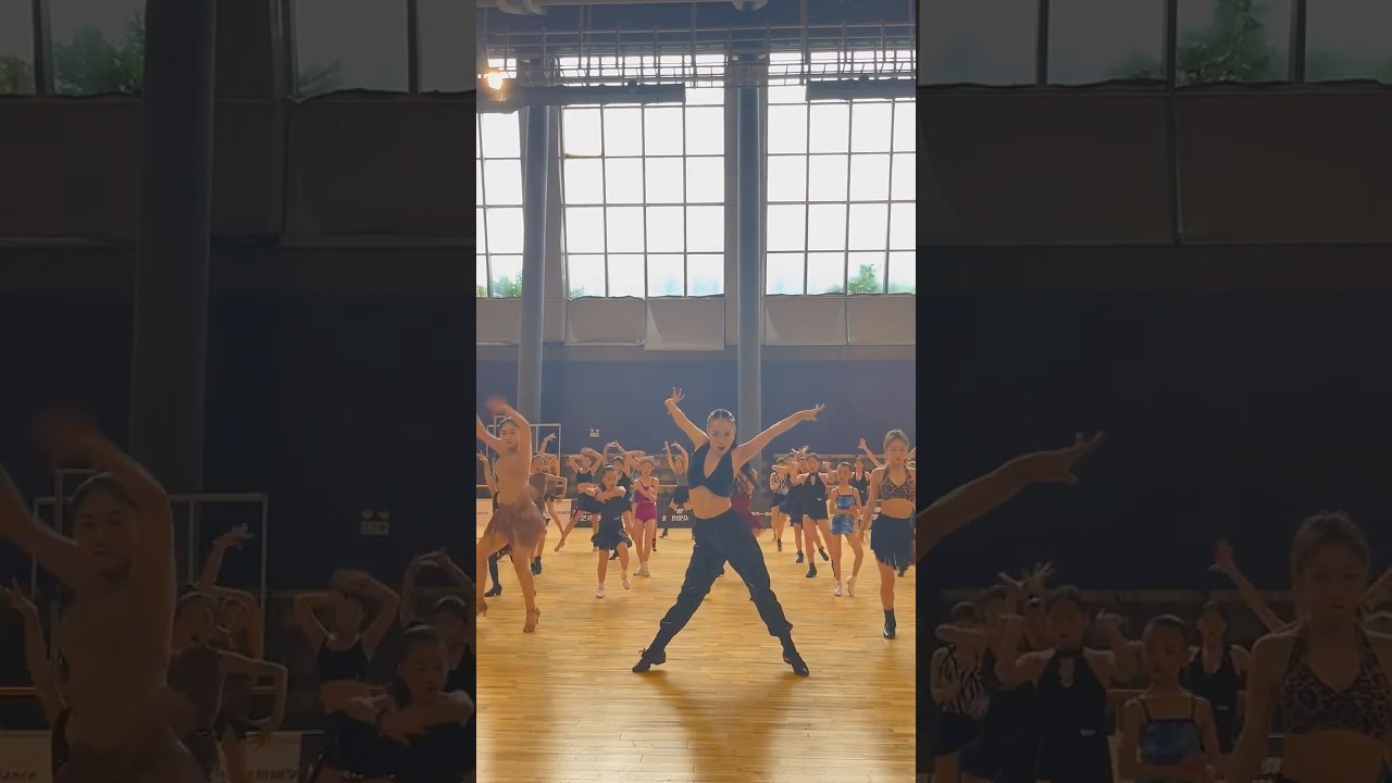 Let's dance together 💃🏻