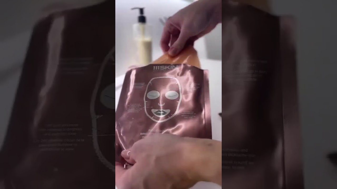 DISCOVER THE ROSE GOLD BRIGHTENING FACIAL TREATMENT MASK