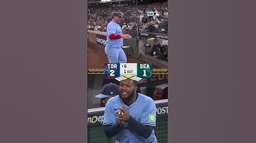 Blue Jays dugout was HYPED seeing Kirk score 👏 #MLB #BlueJays #ALCS