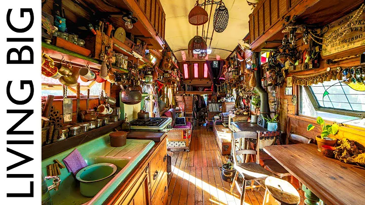 From Trash To Treasure: Amazing School Bus Conversion Using All Reclaimed Materials - DayDayNews