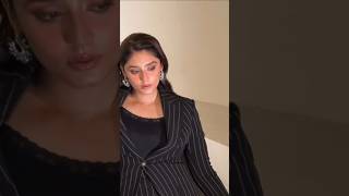 Durefishan Saleem Looking Gorgeous In A New Shoot