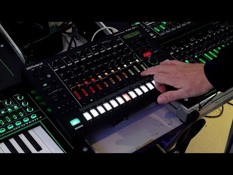 [Synthfest] Roland TR-8S