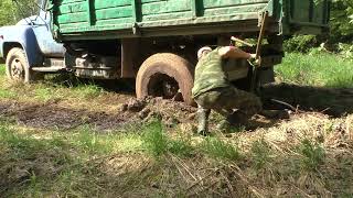 видео: САМОСВАЛ ЗАСТРЯЛ В ГРЯЗИ! ЧТО БЫВАЕТ КОГДА РЕШИЛ СРЕЗАТЬ ДОРОГУ! картинка: САМОСВАЛ ЗАСТРЯЛ В ГРЯЗИ! ЧТО БЫВАЕТ КОГДА РЕШИЛ СРЕЗАТЬ ДОРОГУ!