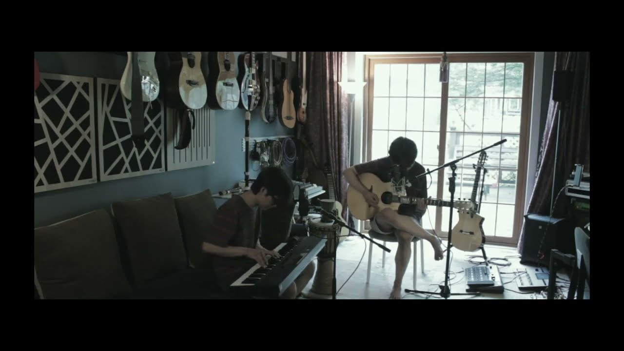 the 1975 The Pains of Being クロマニヨンズ他 THE 1975 | Skream! ライヴ・レポート 邦楽ロック・洋楽ロック