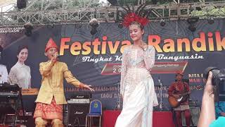 Lagu Maleha Juara 1 Penyanyi Tunggal Putra di ajang Festival Randik tahun 2018 dari SANGA DESA