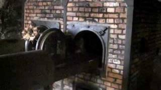 Auschwitz - Câmaras de gás / Gas Chamber