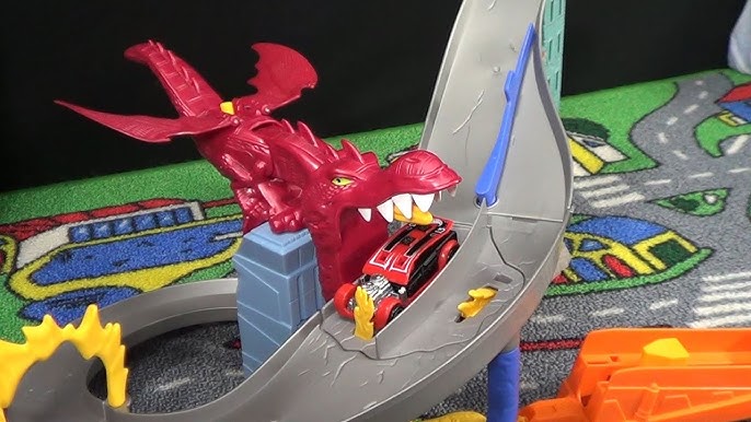 Hot Wheels Shark Bite Bay Playset