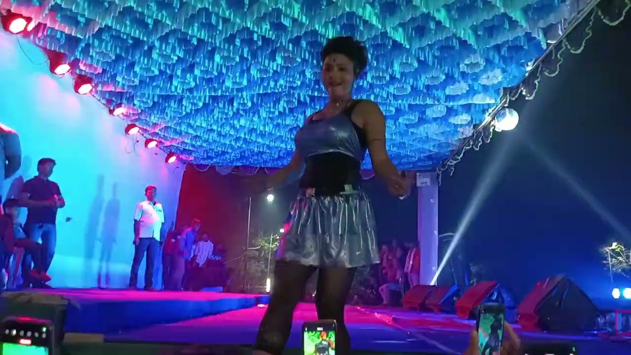 Miss Priya 😔 hot dance video camera se#govindadean 