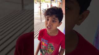 Baccho Ko 5 Rupaye Mein Cake Diya