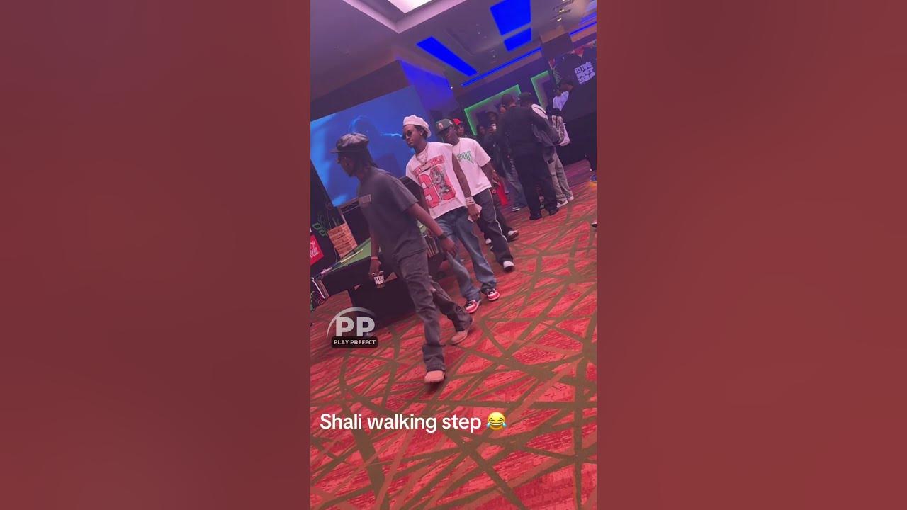 Why is Shallipopi walking like that? 😂😂😂💔 #shallipopi #shorts #afrobeat #pluto #fypyoutube #yt