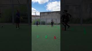 A molecada corre corre #shorts #football #soccer #futebol