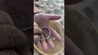 Beach Cleanup Surprise: We Found Treasure & Real Gold! #treasuresearch