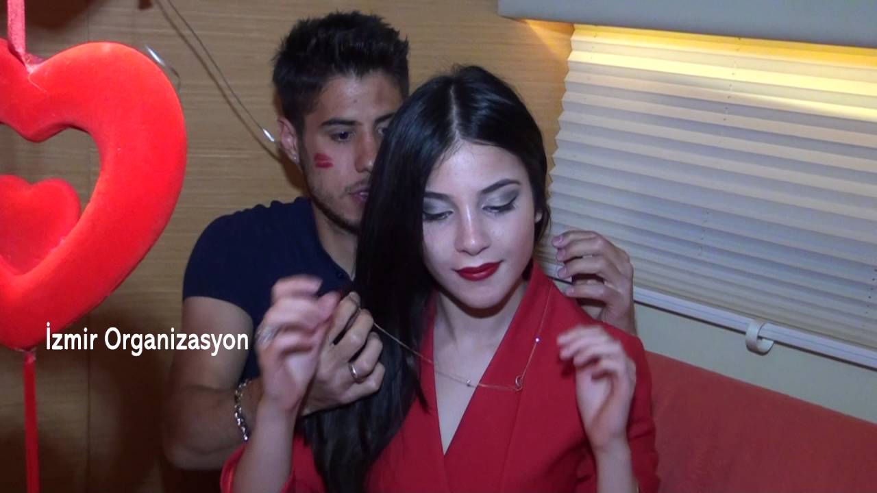 Teknede Evlilik Teklifi Organizasyonu - Levent Marina Çıkışlı Evlenme Teklifi İzmir Organizasyonu