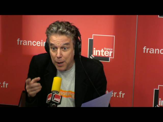 Quand Jean-Marc, la marionnette de Jeff Panacloc, taquine Philippe Vandel :  Je parle à Vandel co… 