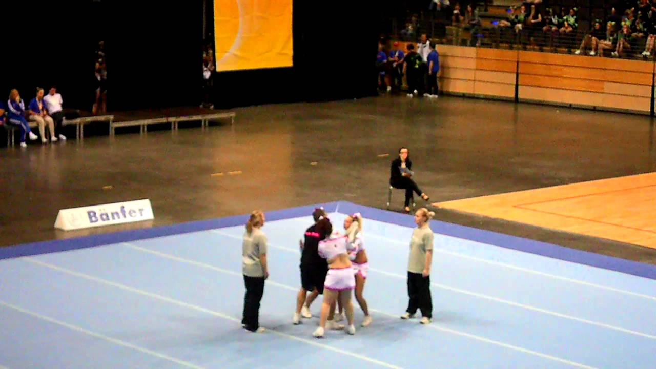 BBCM & MVLM 2013 - Pure Pink - Senior CoEd Groupstunt - Blossom Cheerleader Berlin
