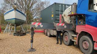 Outriggers on a Hi Ab vehicle