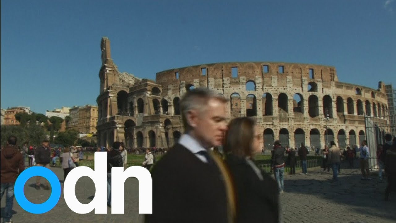 US tourists caught defacing Rome's Colosseum for selfies