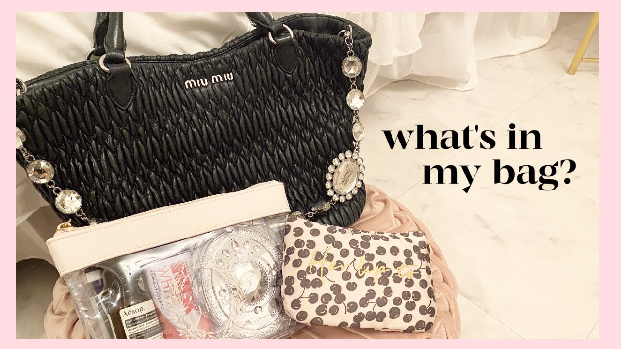 What S In My Bag 大人ジャニオタの鞄の中身 オタ活時 無印おやつ Youtube What S In My Bag 大人ジャニオタの鞄の中身 オタ活時 無印おやつ Youtube