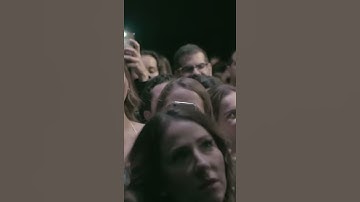Let me down slowly - Alec Benjamin live konser + lirik status wa story ig full screen