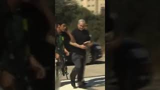Netanyahu gets on a military helicopter