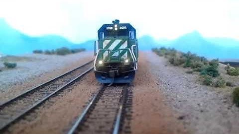 N Scale BN/BNSF GP38-2 Weathered and Custom Ditch Lights