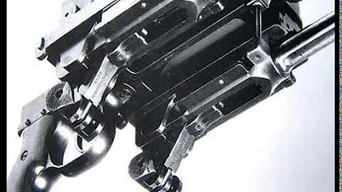 Early Submachine Guns of Switzerland 1919 - 1945