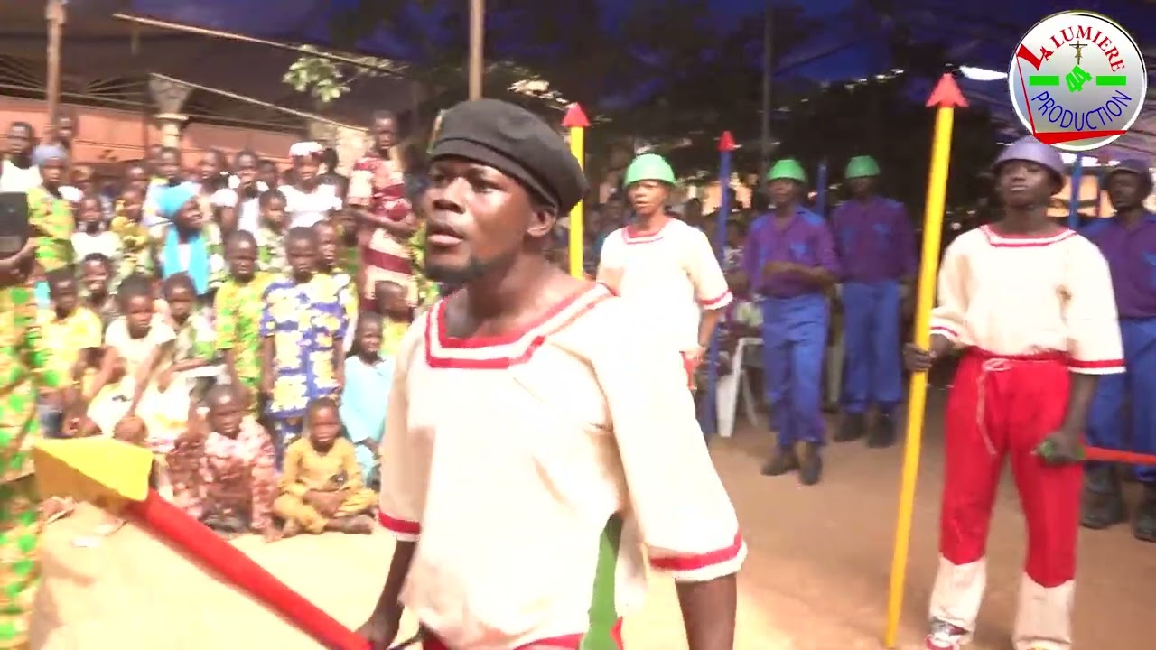 Voici un résumé des scènes  de l' Epiphanie 2023 sur quelques paroisses de Porto-Novo