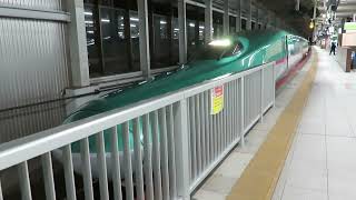 東北新幹線 E5系回送列車 仙台駅14番線発車