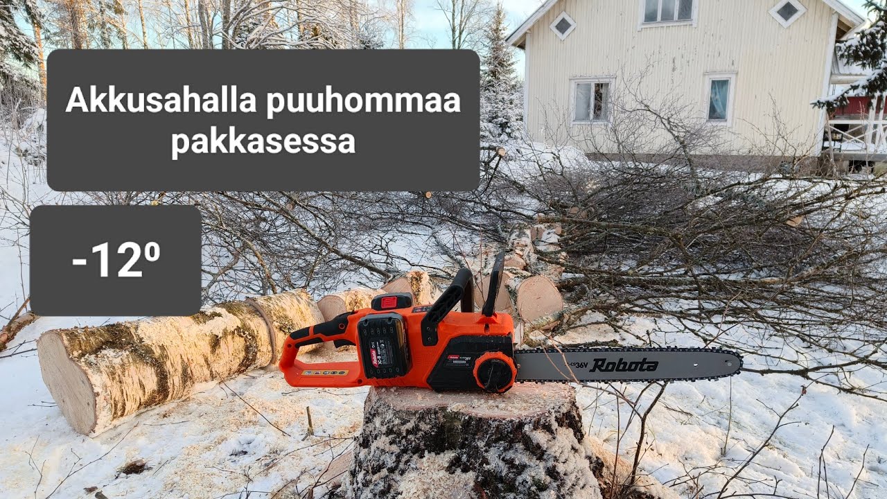 Robotan akkusahalla puu nurin ja pölkyiksi
