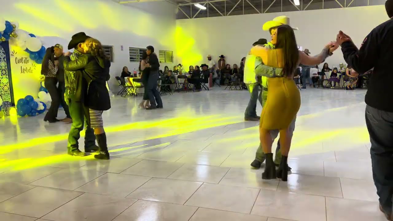 Baile en Soto Chihuahua Con los Alegres del Arroyo