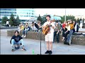 Молодой парень спел песню Чумакова тут и там в центре столицы Казахстана