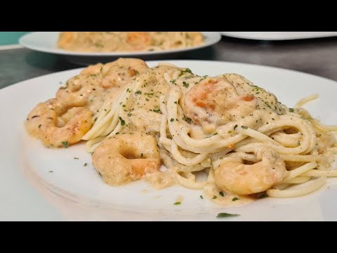 Video: Gatimi i spagetit me karkaleca në një salcë kremoze: një recetë