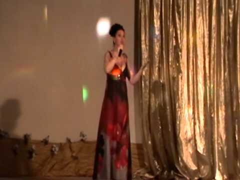 Любимый город песня текст. Пусть не меркнут огни ваших радостных. Пусть не меркнут огни ваших радостных. Солнечный день. Текст песни.