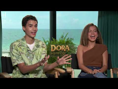 Isabela Moner & Jeffrey Wahlberg: full interview