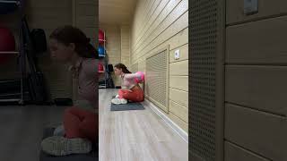 Улучшение осанки возле стены #stretching