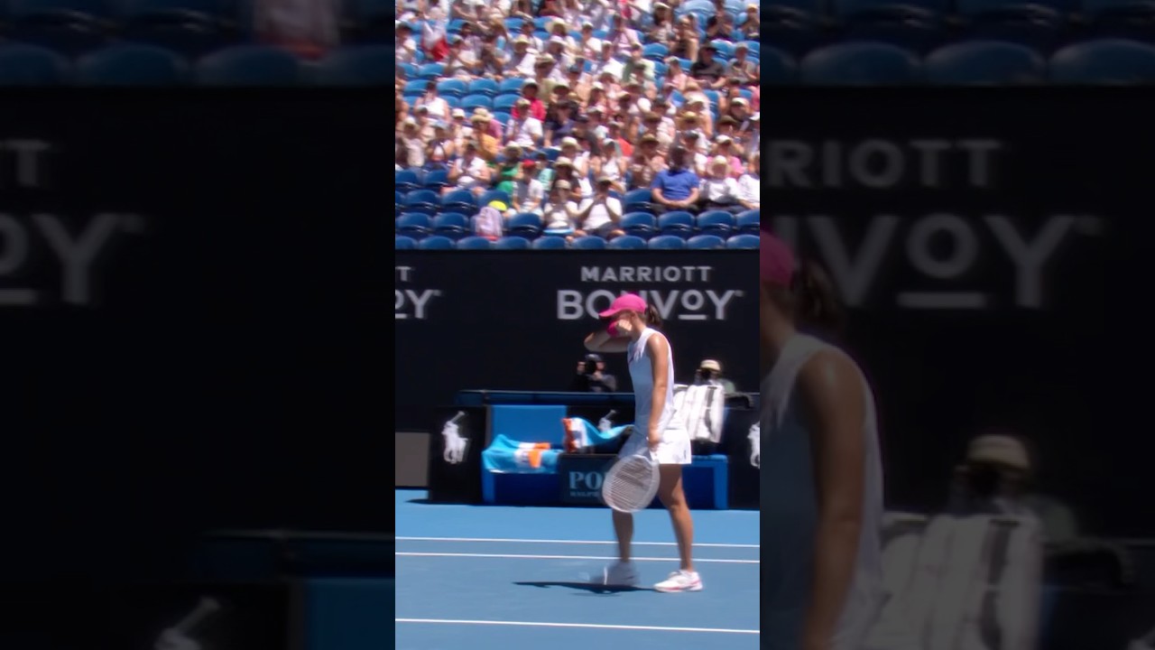 Iga Swiatek's INCREDIBLE speed! 😱