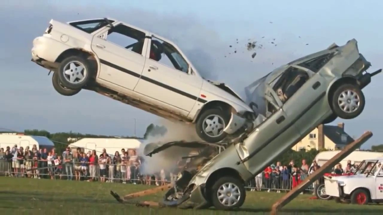 ЖЕСТЬ!! УЖАСНЫЕ АВАРИИ тяжёлой техники!!!! - YouTube