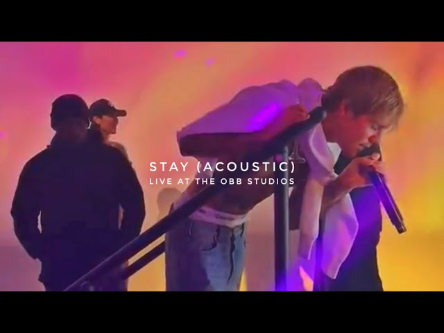 Justin Bieber & The Kid Laroi perform an acoustic version of 'Stay' at the  OBB Studios Launch Party : r/popculturechat