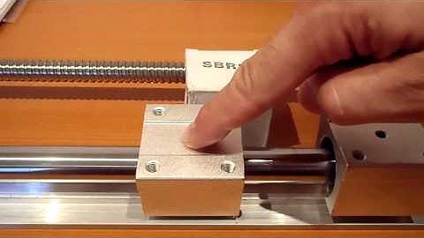 Demonstrating defective SBR20UU 20mm Open Linear Bearing Slide Linear Motion Block