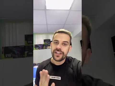 Что делать если капнули супер клеем на экран? Как оттереть?