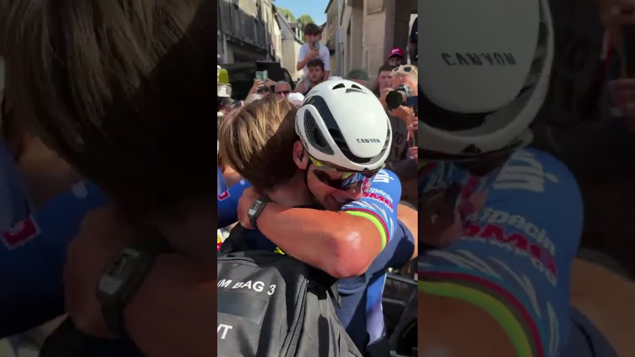 Special moments! 🫶 Mathieu van der Poel celebrates with his family after his Stage 9 win 👏
