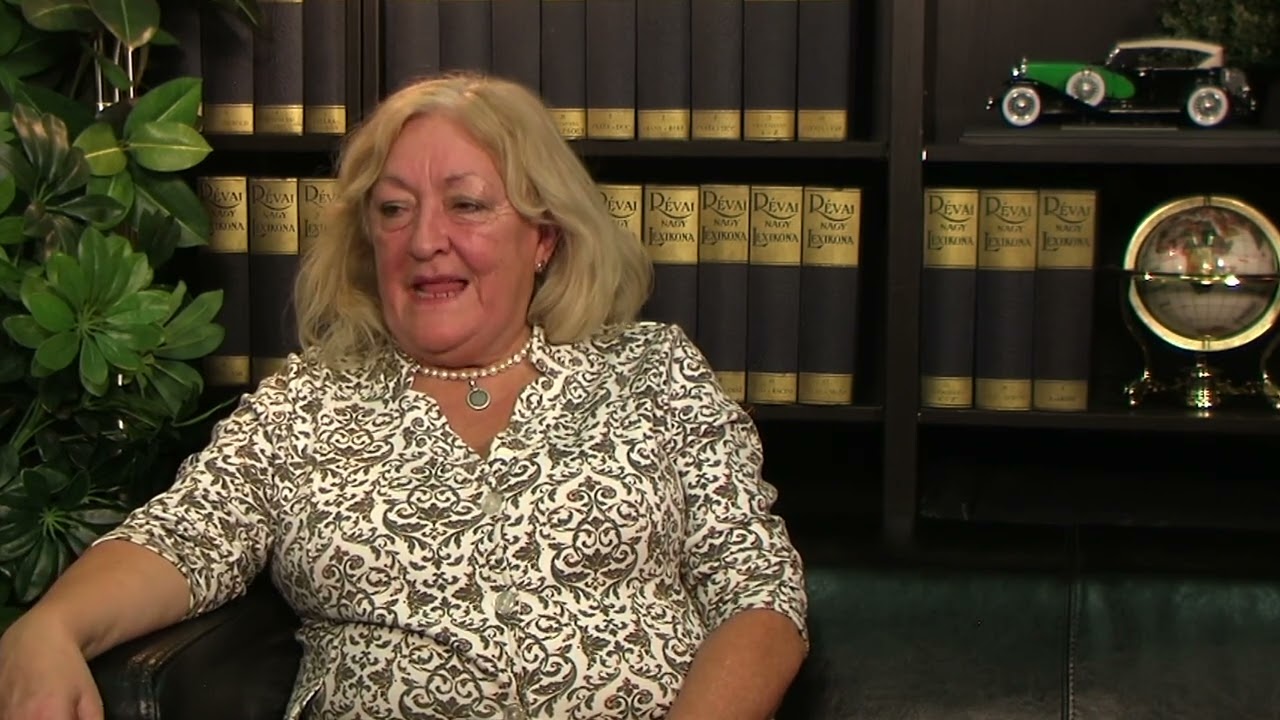 Dr. Gotthard Csilla - fogorvos, a visegrádi alapítású Szent Görgy Lovagrend tagja, volt kormányzója