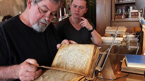 Introduction to New Testament Textual Criticism by Daniel Wallace