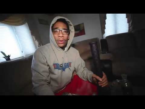 wiz-khalifa---stoned-(music-video)