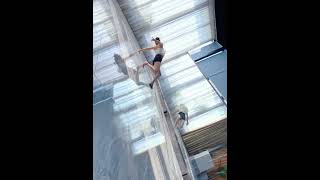 @Miley Cyrus / Flower/ Inside flow yoga