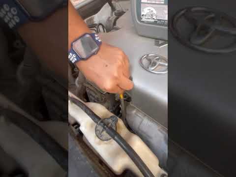 الطريقة الصحيحة لفحص قياس زيت محرك سيارتك العناية بالسيارات الصيانه الدورية